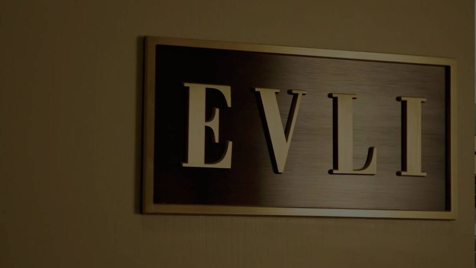 EvliComClip7b_fallback.jpg.2015-08-21-10-28-57_1.jpg EvliComClip7b_fallback.jpg.2015-08-21-10-28-57_1.jpg